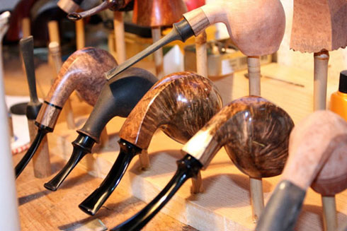 Photo: George Boyadjiev Pipemaker from Sofia, copyright by Pfeifenkonsulat.at Photo: George Boyadjiev Pipemaker from Sofia, copyright by Pfeifenkonsulat.at